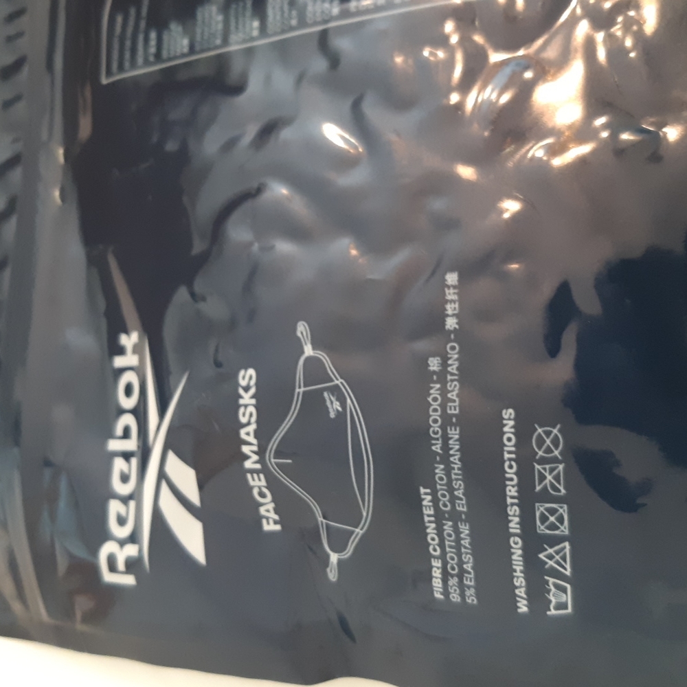 Reebok Face Masks - Picture 2 of 2